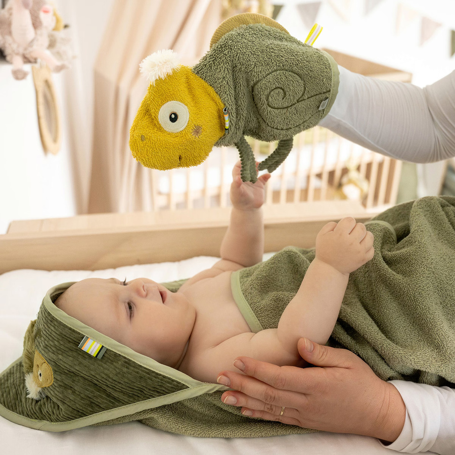 Fehn Waschhandschuh mit Tierdesign in Oliv aus Baumwoll-Frottee mit Aufhängeschlaufe - Bild 2