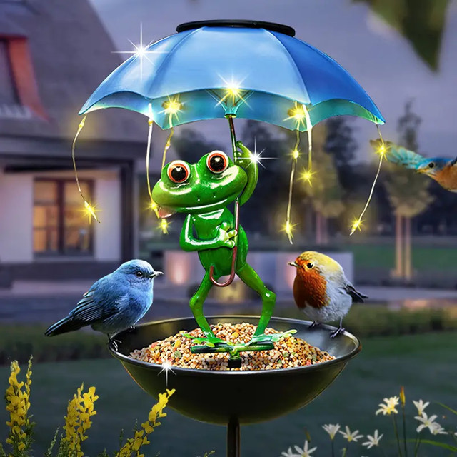 Leclstar Vogelfutterspender mit Solarfrosch und Solarlampe in Grün für Garten und Terrasse - Bild 1