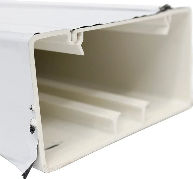 Gewiss Brüstungskanal aus Hart-PVC in Reinweiß, B/H/T: 7,0 x 13,0 x 8,0 cm - Bild 1