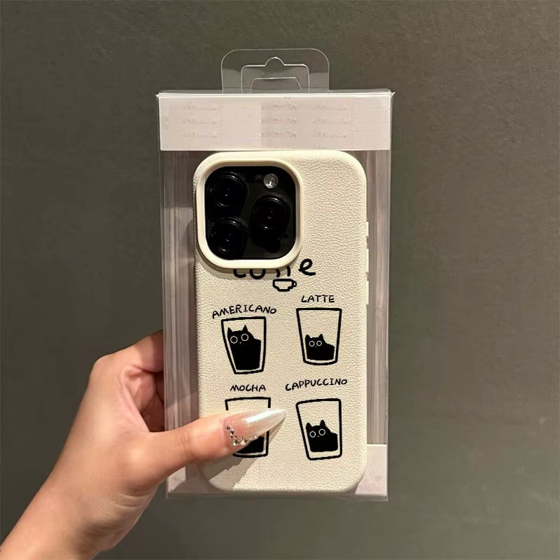 Apple iPhone Schutzhülle mit Kaffeemuster und Lychee-Textur in Beige für iPhone 17, 16 und 15 Serien - Bild 3