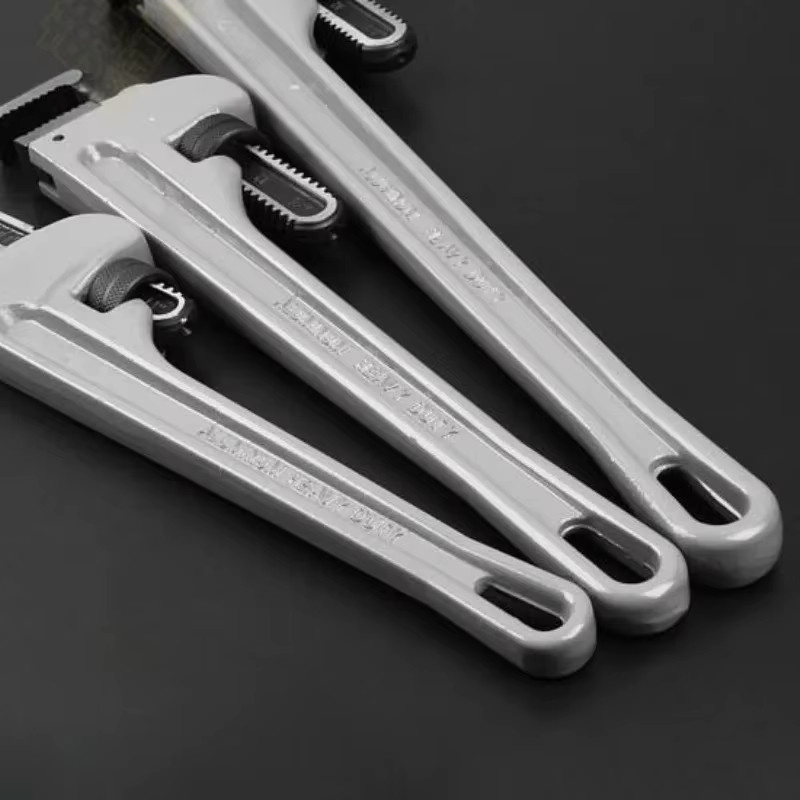 JUSTINLAU Multifunktionale Adlerschnabel-Rohrzange aus Aluminium, verstellbarer Rohrschlüssel mit ergonomischem Griff und hochfesten Backen - Bild 3