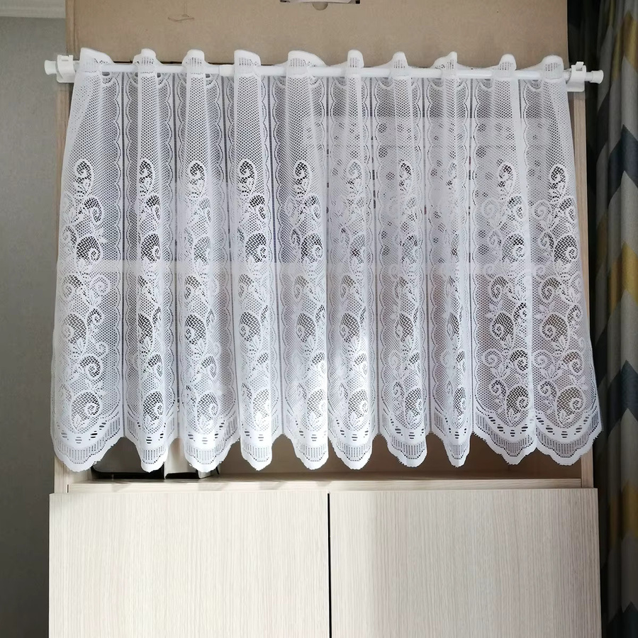 Kurzer Vorhang mit Spitzen-Blumenmuster in Weiß, transparenter Volant im Shabby Chic Stil für Fenster und Türen, Breite: 90 cm, Höhe: 100 cm - Bild 2