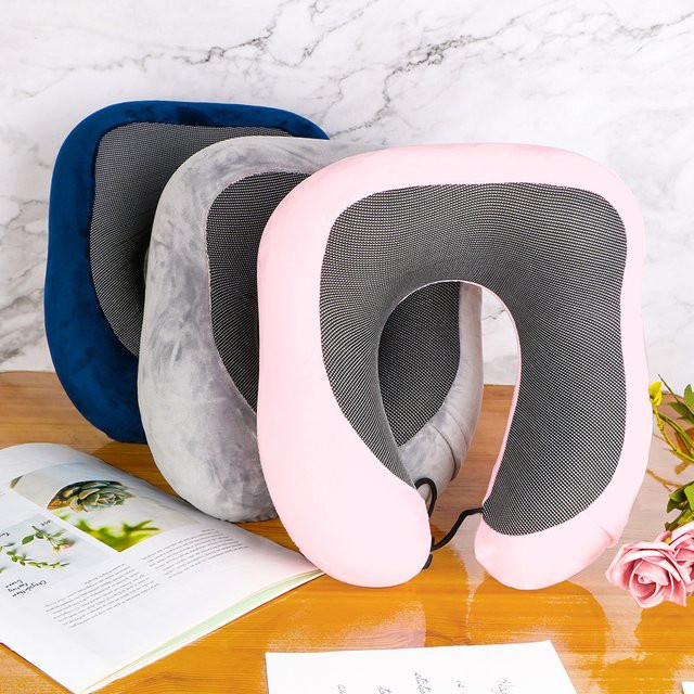 U-förmiges Memory Foam Nackenkissen in Blau für Reisen und Flugreisen - Bild 1