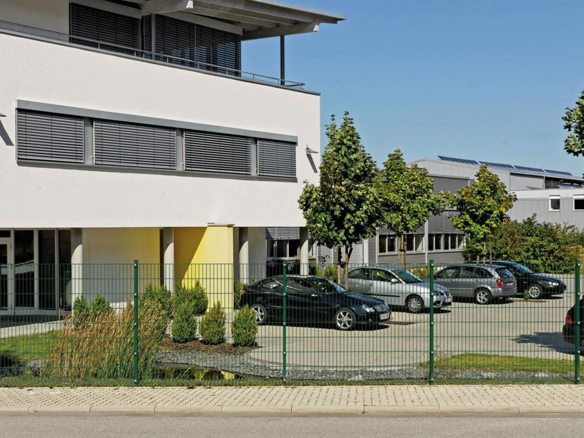 Alberts Doppelstabmattenzaun Grundset aus Stahl, grün beschichtet, für In-Ground Montage, Höhe: 120 cm, Gesamtlänge: 26 m - Bild 2