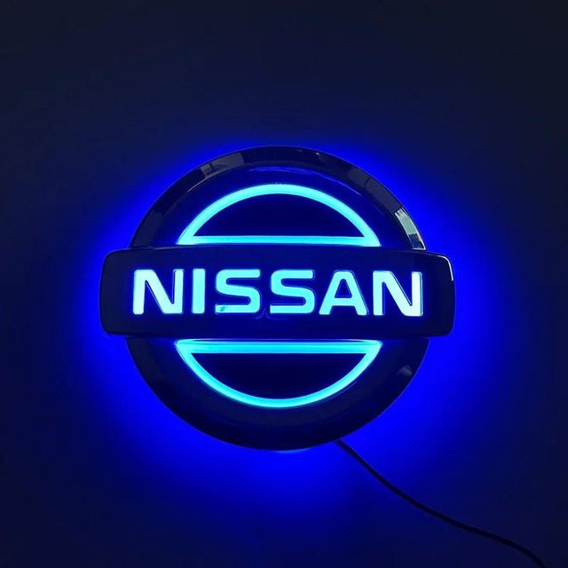 5D LED Hecklogo Emblem für Nissan in Blau, B/H: 10,6 x 9,0 cm - Bild 1