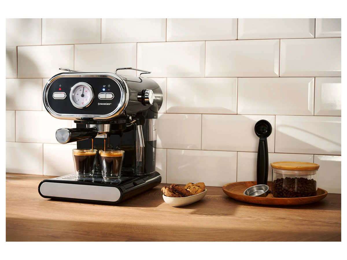 SILVERCREST Espressomaschine in Schwarz mit Dampflanze, Heißwasserfunktion und Mahlwerk für gemahlenen Kaffee, 1100 Watt - Bild 2