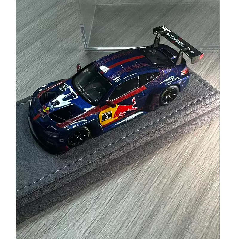 Bburago BMW M4 G82 GT3 2. Generation Rennausführung, Rennwagen, 1:64, Metall - Bild 2