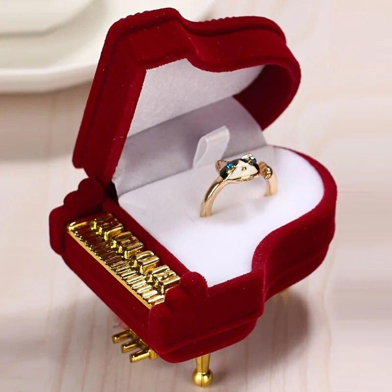 Schmuckbox in Klavierform von Pure Living Co. aus Samt in Weinrot zur Aufbewahrung von Ringen und Schmuck - Bild 6