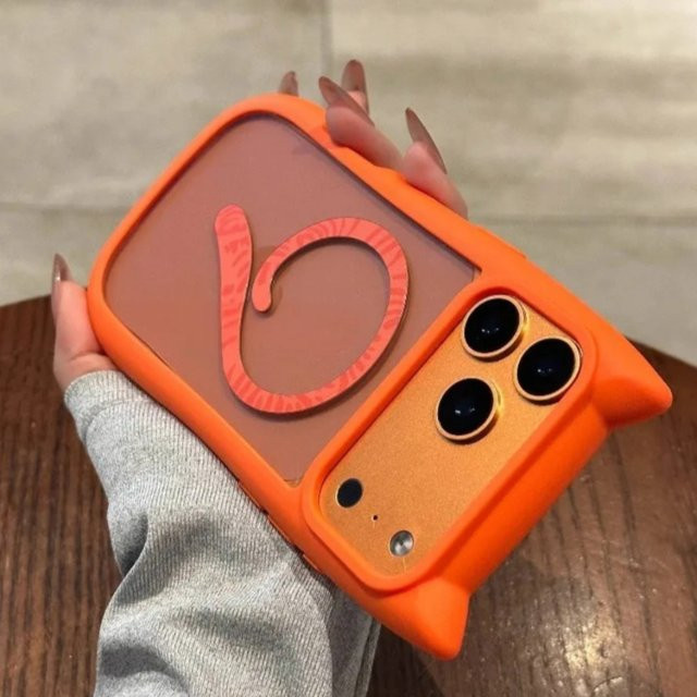 FUCHU MagSafe Handyhülle mit 3D Katzenohren für iPhone 12 bis 17 Pro Max in Orange - Bild 1