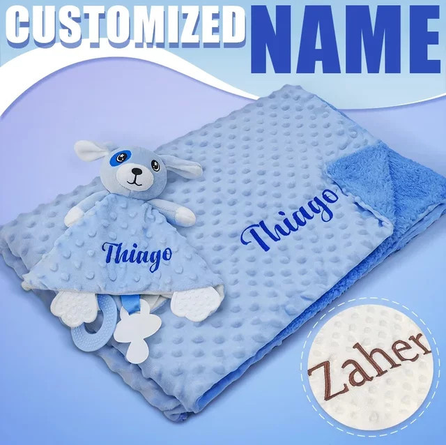 Personalisierte Babydecke mit besticktem Namen und Schmusetuch-Set von NanBeiCat in Blau mit Minky Dot Muster aus Polyester - Bild 1