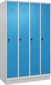 C+P Spind Classic PLUS Garderobenschrank mit 4 Abteilen, Sockel, Sicherheits-Drehriegel, 4 Garderobenhaken und mittiger Trennwand, Grau/Blau, H: 195 cm, B: 120 cm, T: 50 cm - Bild 1