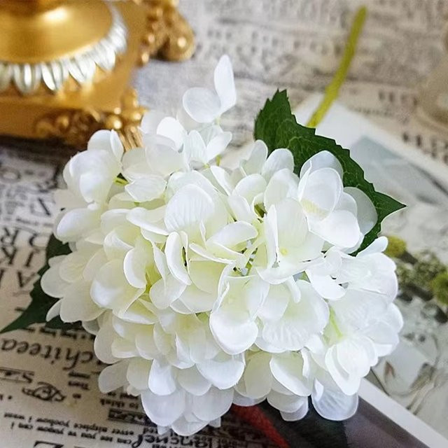 ZQCY Seidenhortensien als künstliche Blumen in Pink und Weiß für deine Hochzeitsdekoration oder als DIY-Blumenstrauß - Bild 1
