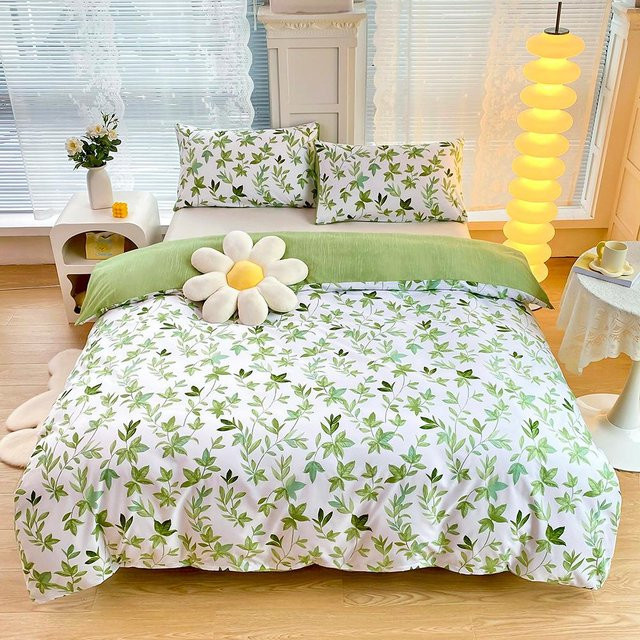 3-teiliges Bettwäscheset von Household supplies mit Blumendruck in Grün, bestehend aus Bettbezug und Kissenbezügen, B/H: 160 x 220 cm - Bild 1