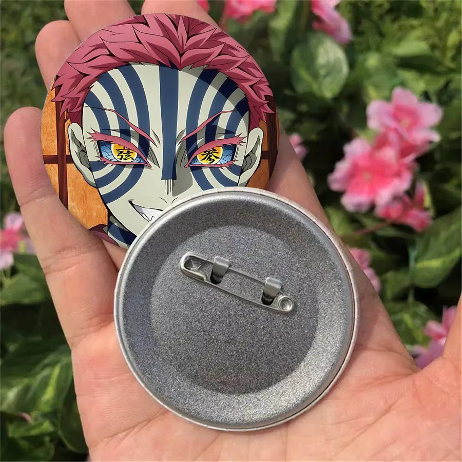 Demon Slayer Akaza Anstecknadel Brosche aus Metall, rund, Multicolor, Bilibili Fan-Zubehör - Bild 2