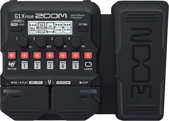 Zoom G1X FOUR Gitarren-Multieffektprozessor in Schwarz mit Expression-Pedal, über 70 Effekten, Looper und Stimmgerät - Bild 1
