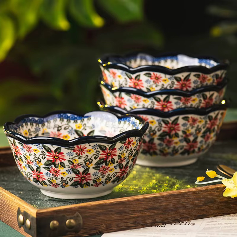 Daiso Keramikschalen im Töpferstil mit floralem Blumenmuster und wellenförmigen Kanten, Mehrfarbig - Bild 4