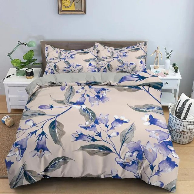 Bettwäsche-Set Your Warm Home mit Blumenmuster in Blau und Gold, bestehend aus Bettbezug und Kissenbezügen - Bild 1