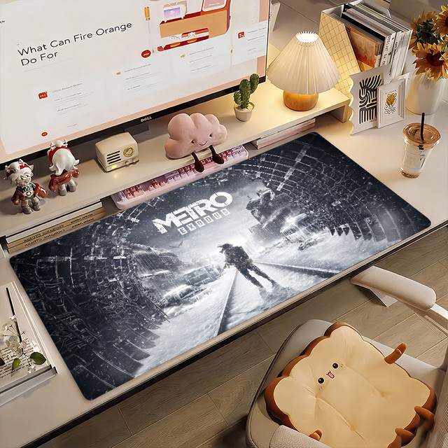 Game M-Metro Exodus Mauspad in Multicolour, rutschfeste Gamer-Schreibtischunterlage für Laptop und Büro - Bild 1