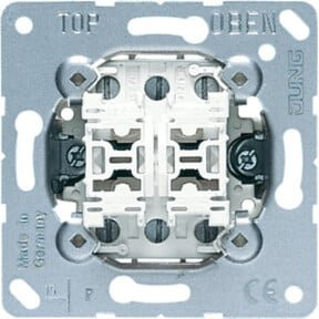 Jung Multi-Switch Doppeltaster mit 2x2 Schließern in Weiß - Bild 1
