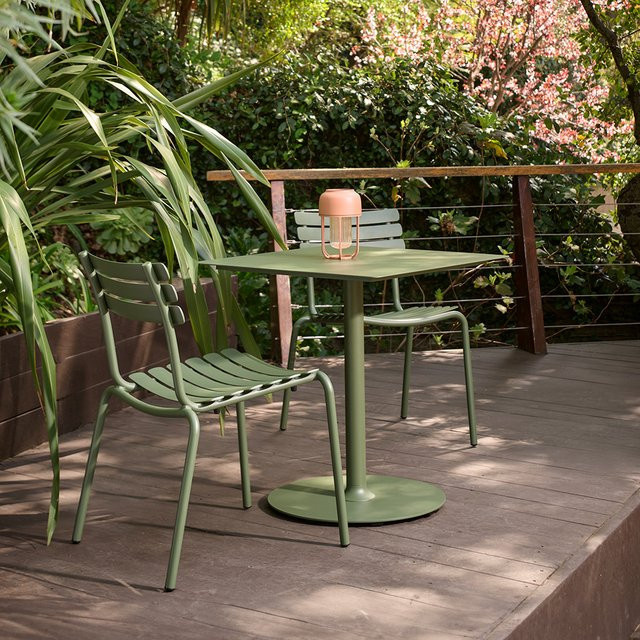 Houe Gartenstuhl Set ALUA Olive Green mit PICO Bistrotisch, 2 Stühle und Tisch, Durchmesser: 60 cm - Bild 1