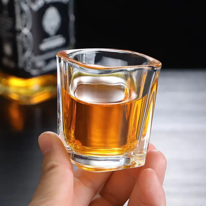 6er Set transparente Schnapsgläser aus Glas mit 60 ml Füllmenge - Bild 5