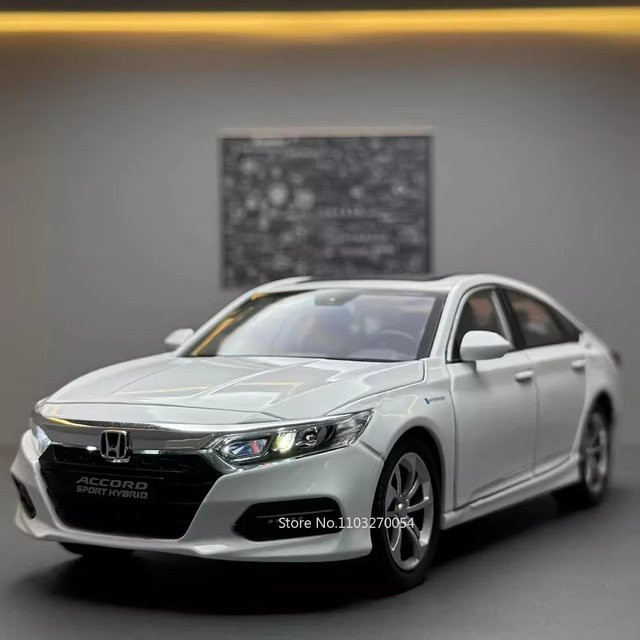 MAKEDA Honda Accord, Spielzeug Auto, 1:24, Metall, mit Licht und Sound - Bild 1
