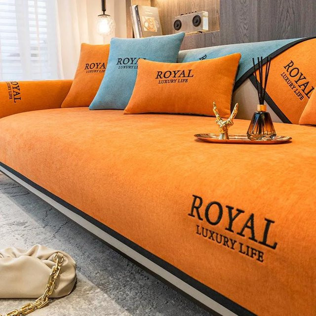 Luxus Sofa Abdeckung aus Chenille mit Stickerei in Orange, rutschfester Schonbezug für Armlehnen und Sitzkissen, B/T: 70 x 70 cm - Bild 1
