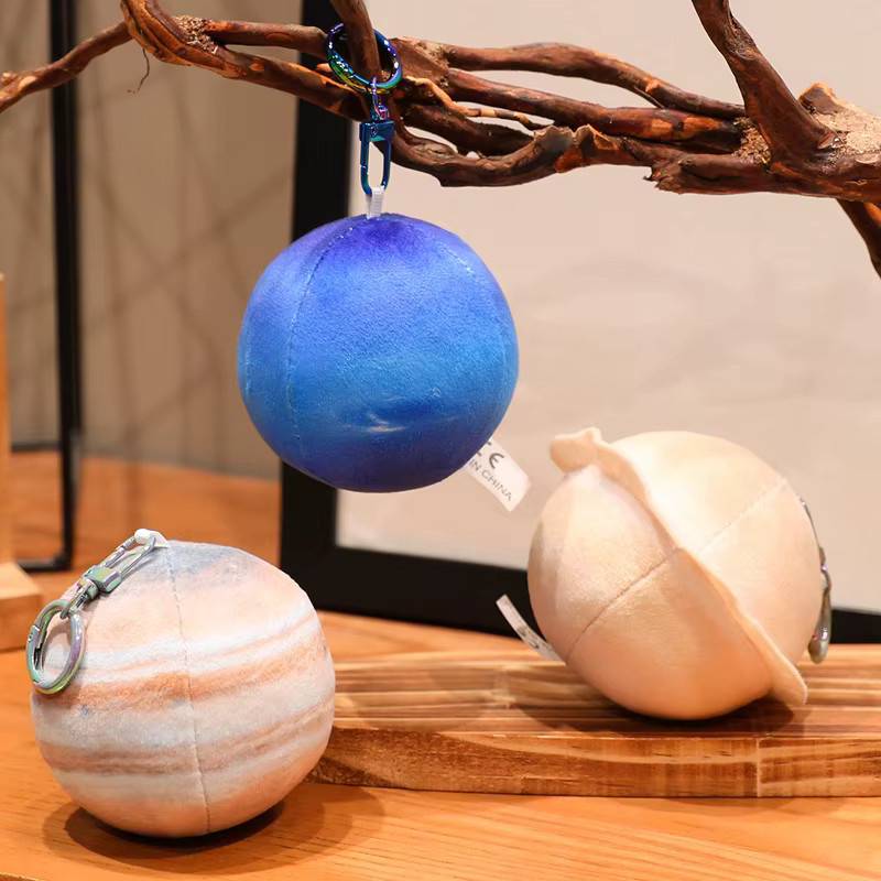 YUZHINUO Sonnensystem Planeten Plüsch Schlüsselanhänger, Lernspielzeug - Bild 4