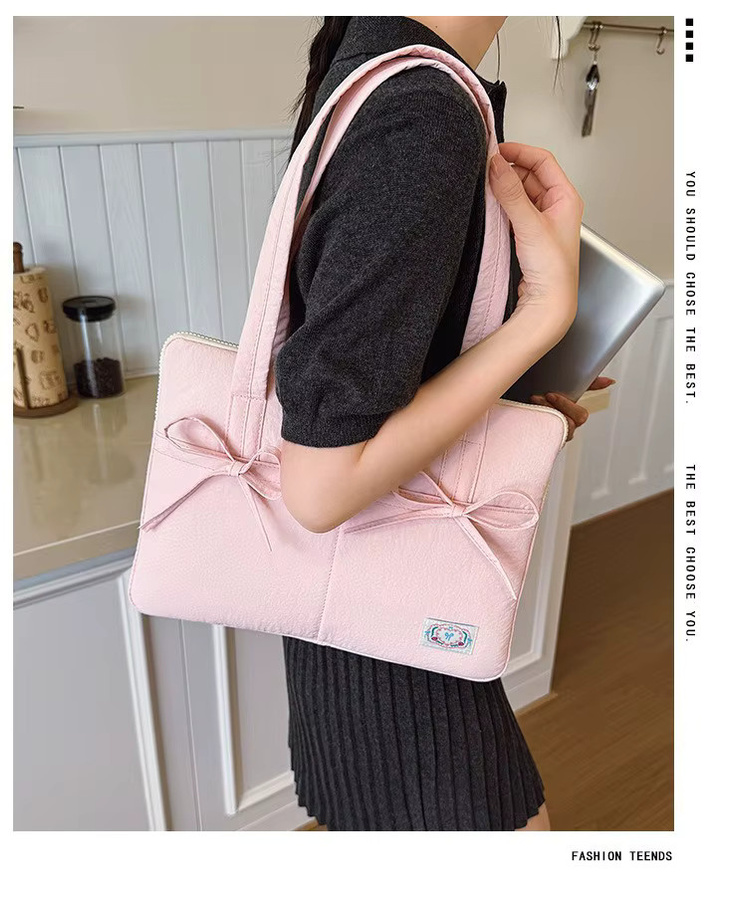 Laptoptasche für Apple MacBook Air und Pro 13 bis 14 Zoll in Weiß mit Innentasche und Schleife - Bild 3
