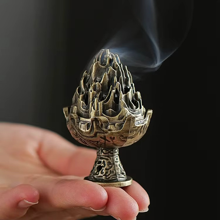 CANYAN Weihrauchbrenner Chuangboshan aus Metall in Gold für die Innenaromatherapie - Bild 2