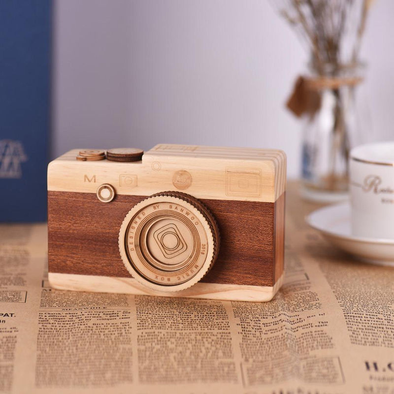 Hölzerne Spieluhr im Retro-Kamera-Design mit klassischer Melodie von Igeteck - Bild 6
