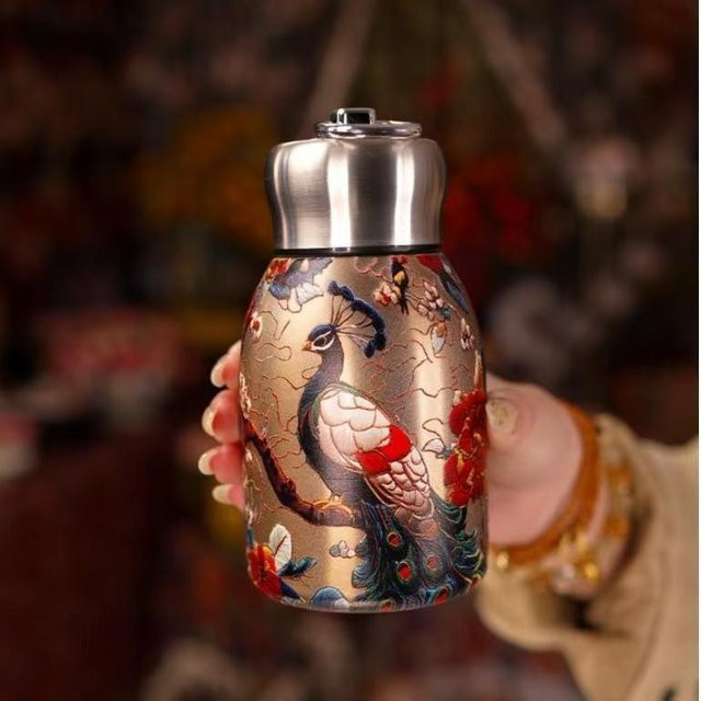 Warm Magpie Home Vakuumbecher aus Edelstahl mit Pfauenmuster und Vintage-Blumenmotiv, Thermowasserflasche mit doppelschichtiger Isolierung, 300 ml, Mehrfarbig - Bild 1