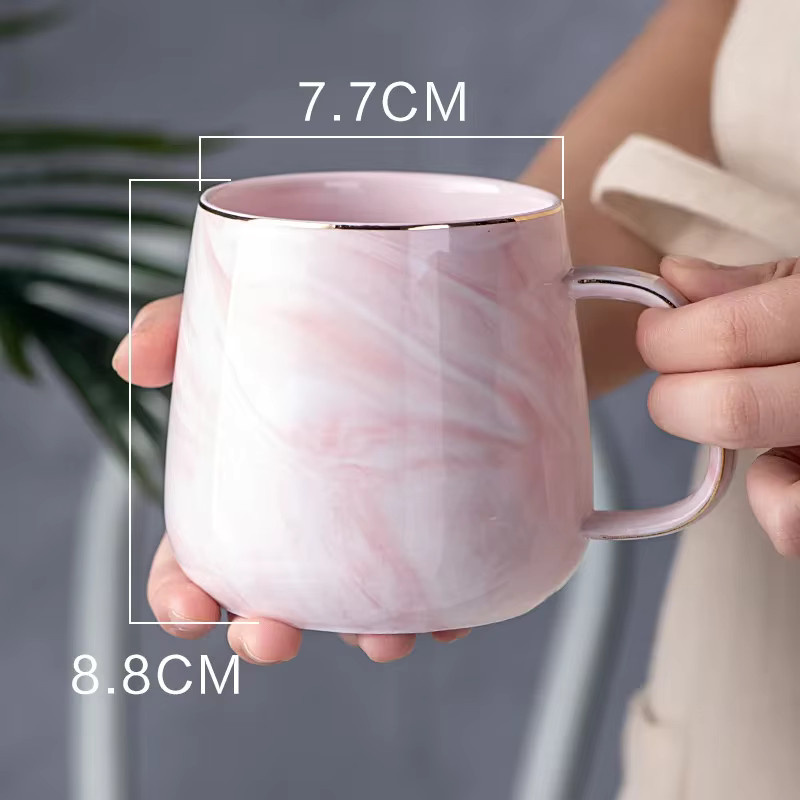 JUSTINLAU Keramiktasse in Rosa und Grau mit Marmoroptik und Goldrand - Bild 3
