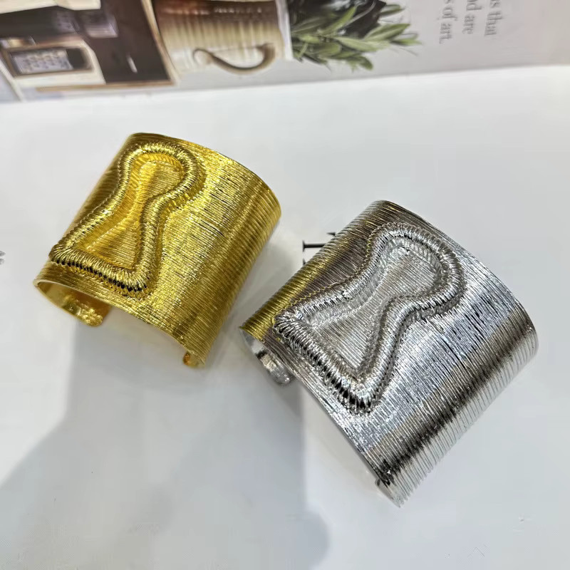 Nunqiao Manschettenarmband, Metallbeschichtet, Damen - Bild 3