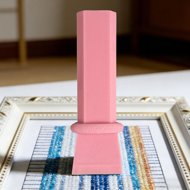 Rutschfestes Ausrichtungswerkzeug für Felsmalerei in Pink aus Kunststoff mit gerader Kante und Halter für Steinkunst und DIY-Dekoration - Bild 1