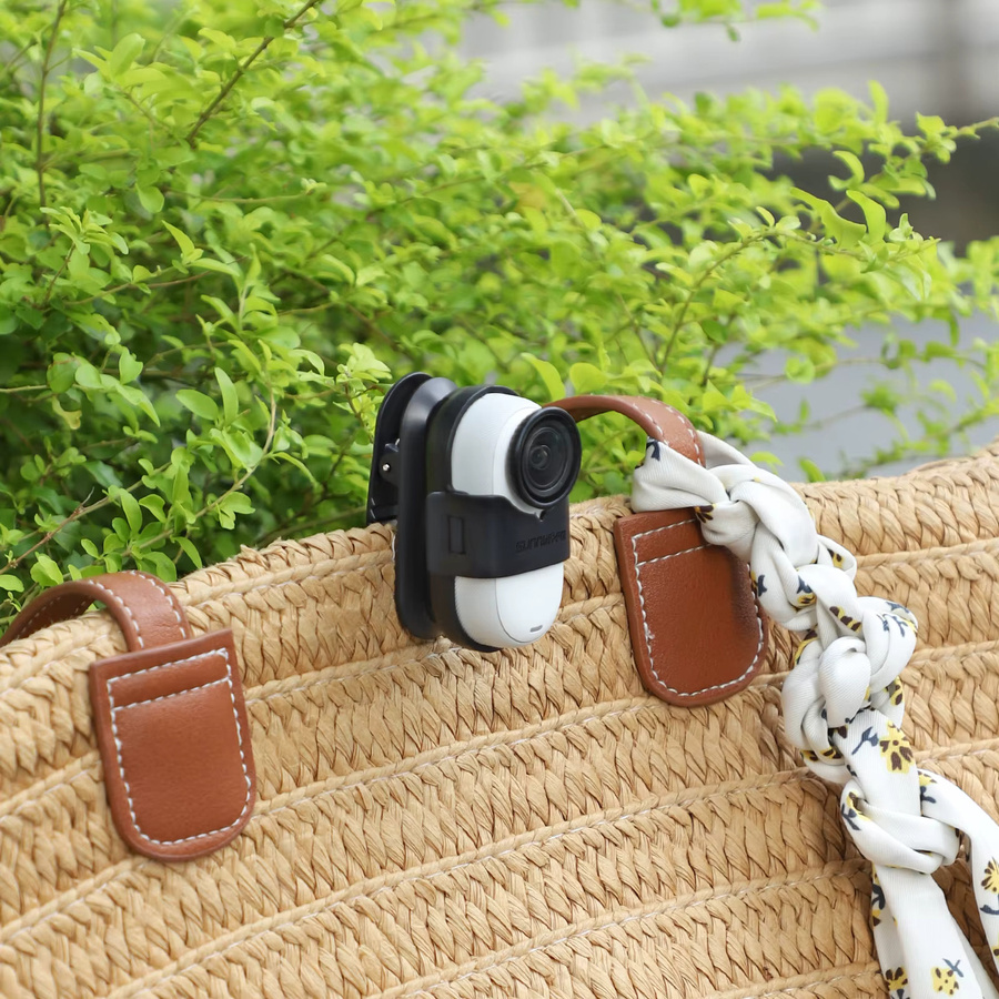 Insta360 Rucksack Clip Halterung mit 360 Grad Rotation und Anti-Shake Funktion für Insta360 Go 3S und Insta360 Go 3 in Schwarz - Bild 4