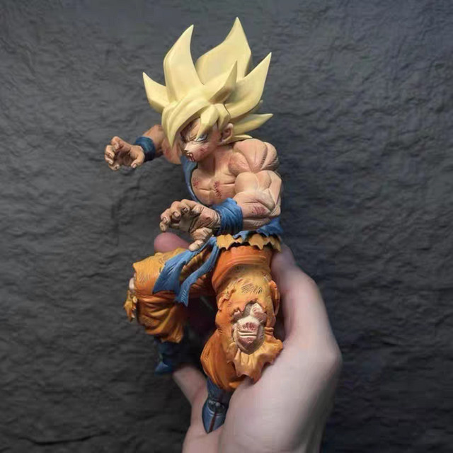 Bandai Dragon Ball Sun Goku Super Saiyajin Actionfigur, 20,5 cm - Bild 1