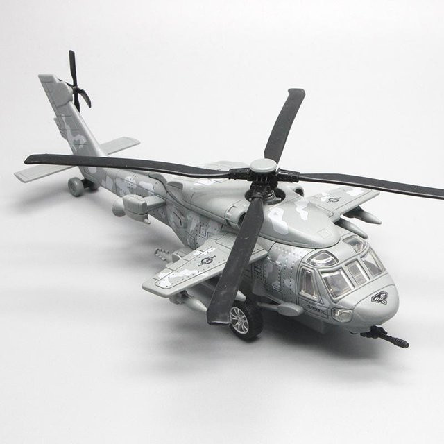 Linyi toy car Black Hawk bewaffneter Hubschrauber, Modell, Metall, Licht und Sound, ab 14 Jahren - Bild 1
