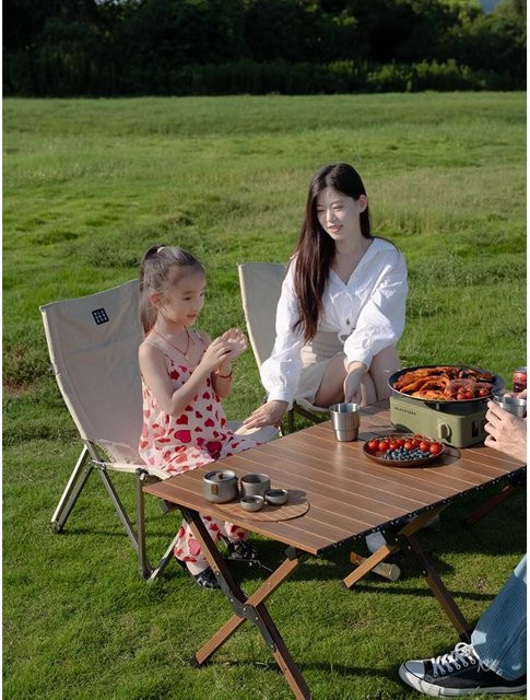 Blackdeer Klappstuhl für Camping und Angeln aus Aluminiumlegierung in Grün mit Rückenlehne und Armlehnen - Bild 1