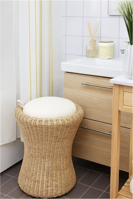Möbel direkt online Rattan-Sitzhocker handgeflochten mit beige Stoffbezug und abnehmbarem Deckel - Bild 1