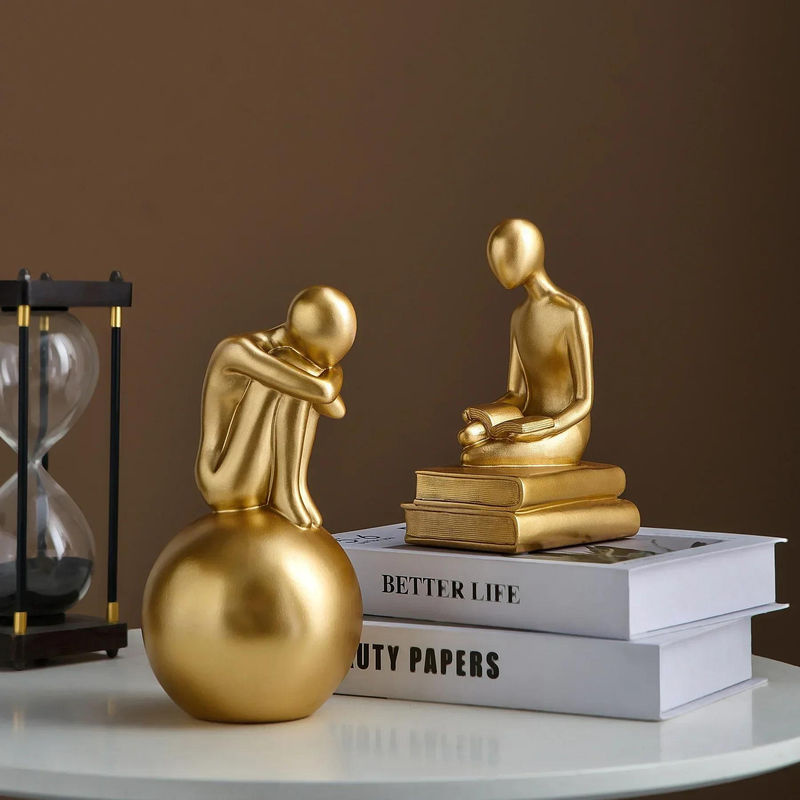 Bestbags Moderne Denker Skulptur aus Kunstharz in Gold als dekorative Figur für dein Zuhause oder Büro - Bild 2