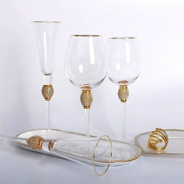 2er-Set Kristall-Weingläser für Rotwein und Champagner, transparent mit Goldakzenten - Bild 1