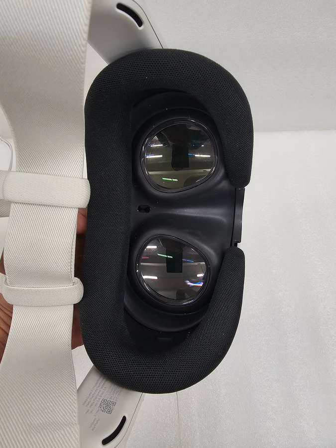 Oculus Quest 3 All-in-One VR-Headset mit 512 GB Speicher in Weiß - Bild 3