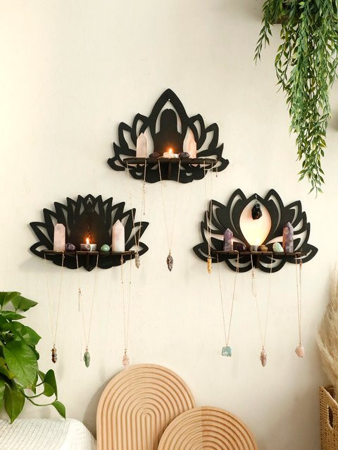 Artilady Lotus Kristall Wandregal aus Holz in Schwarz, Boho Schwimmendes Regal für Wohnzimmer, Schlafzimmer und Büro - Bild 1