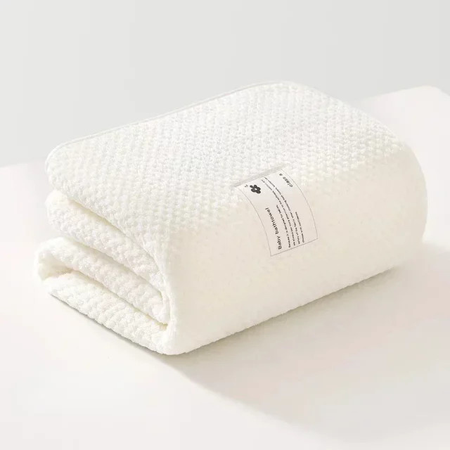 DANIVIVI Baby Badetuch aus weichem Fleece in Grün als warme Plüsch-Swaddle-Decke für Neugeborene - Bild 1
