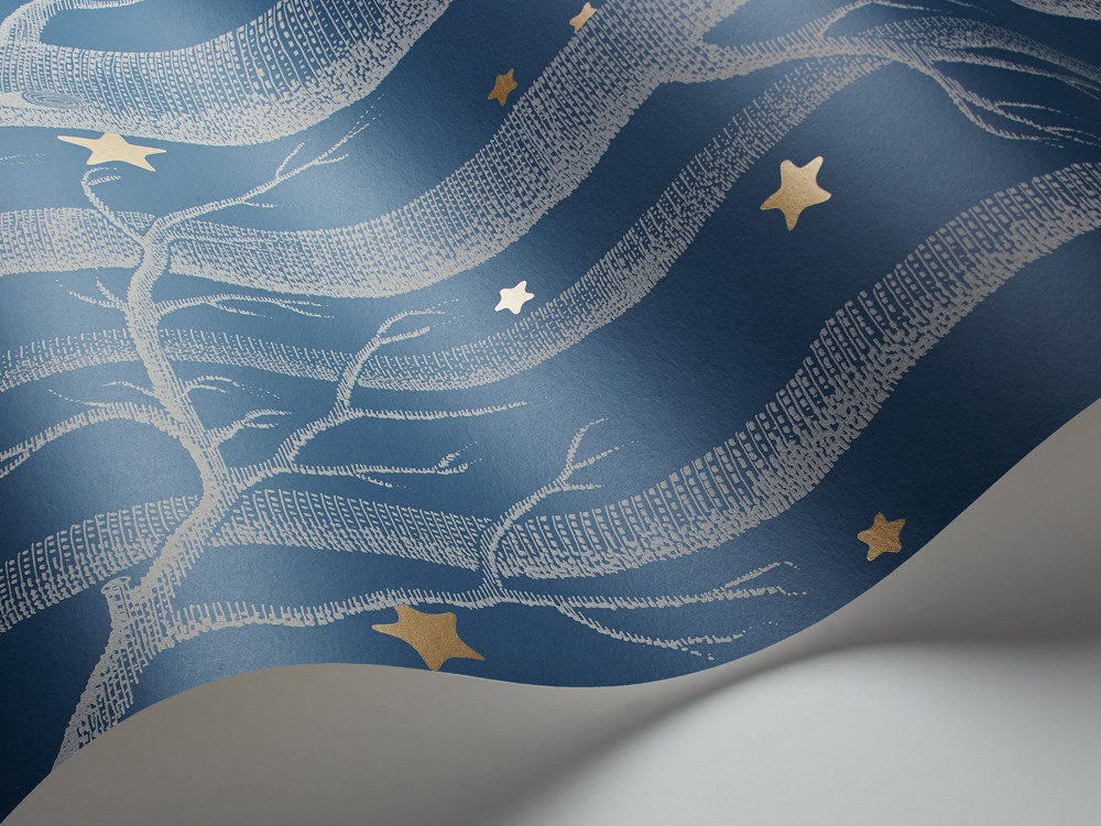 Cole & Son Tapete Woods & Stars Midnight in Blau, Vlies-Tapete mit Natur- und Botanical-Motiv im Vintage-Stil für Kinderzimmer - Bild 1