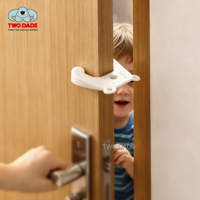 Two Dads Baby Sicherheit Türstopper in Weiß zum Schutz vor Einklemmen der Finger - Bild 1