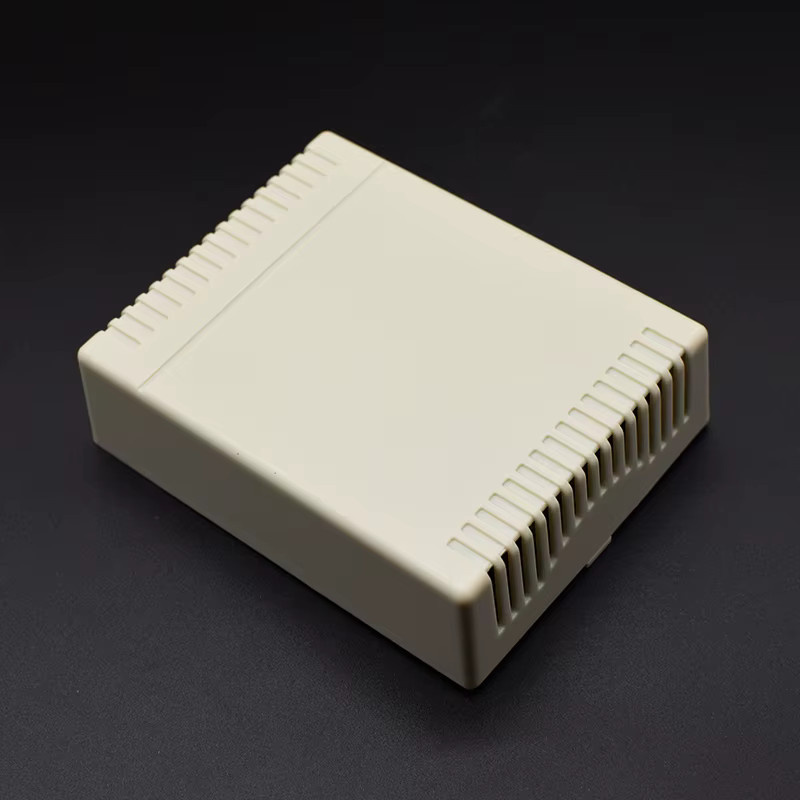 Scimagic-RC 12-Kanal Drahtloser RF-Relais-Schalter mit Fernbedienung 433 MHz für 12V/24V DC Motor und Licht in Weiß - Bild 4