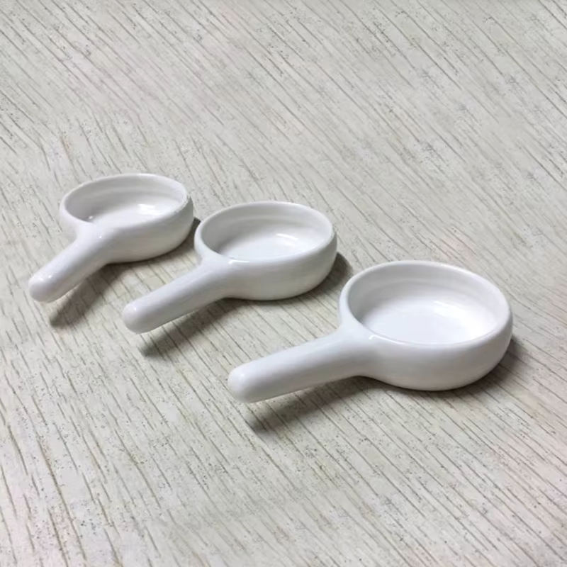Keramik Kerzenhalter und Wax Melt Diffusor in Weiß für Aromatherapie und Dekoration - Bild 2