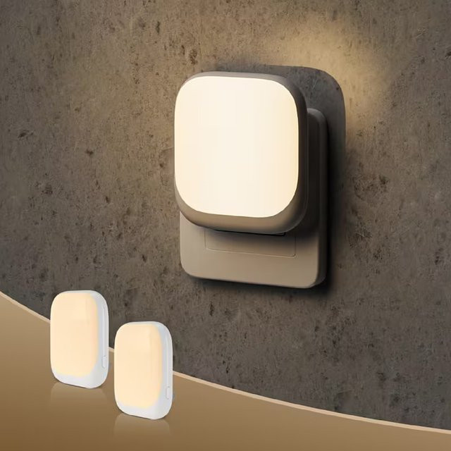 2-teiliges Ouelico Plug-in-Nachtlicht in Weiß mit Lichtsensor, 4-stufig einstellbarer Helligkeit und warmweißem Licht - Bild 1